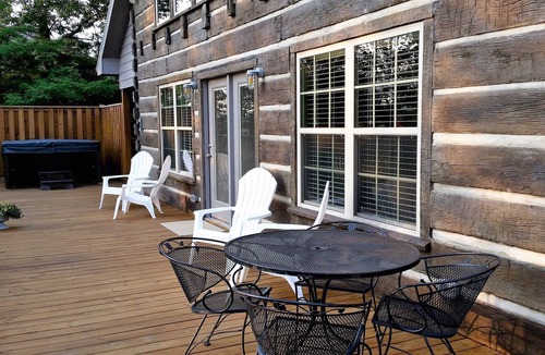 Monteagle Cabin | Breathtaking Bluff View Cabin. nCome here for amazing views and solitude.
