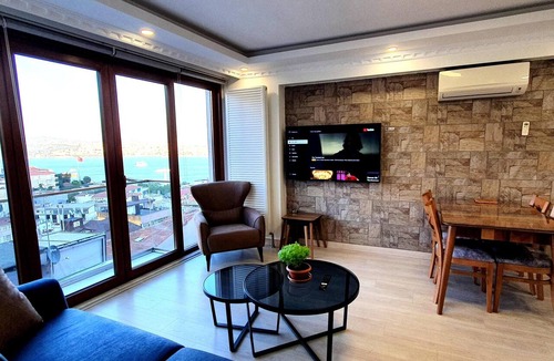 Cihangir Apartment | Breathtaking Bosphorus View Apartment in Cihangir