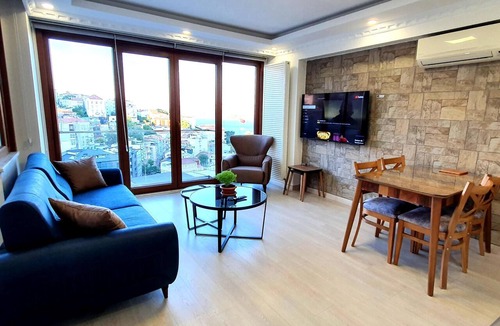 Cihangir Apartment | Breathtaking Bosphorus View Apartment in Cihangir