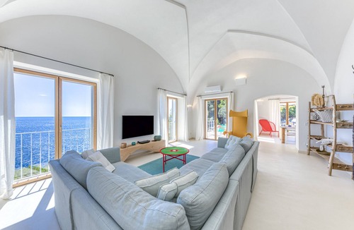 Castro Marina Villa | Breathtaking high end villa w/spectacular sea view