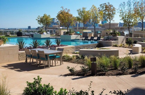 Cityplace Apartment | Breathtaking high-rise on McKinney Ave