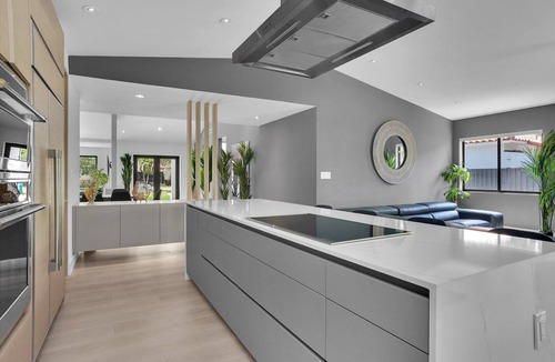 Biscayne Park House | Breathtaking Miami Pool