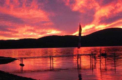 Moriah Center House | Breathtaking New Premier Lake Champlain Waterfront Escape!