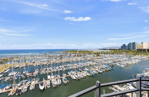 Waikiki Condo | Breathtaking Ocean and Yacht Harbor Views! #1482