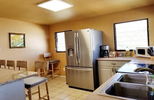 'Aina Haina House | Breathtaking Ocean View with Private Pool!