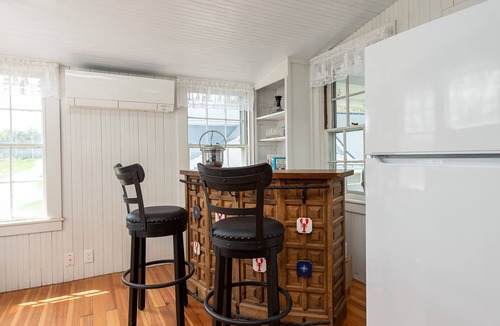 Harpswell Cottage | Breathtaking Oceanfront Views with Deep-Water Dock and Mooring