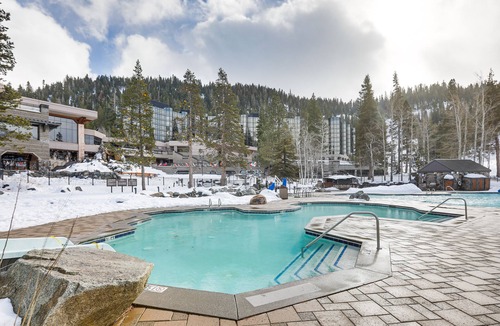 Olympic Valley Condo | Breathtaking Olympic Valley Gem: Walk to Chairlift
