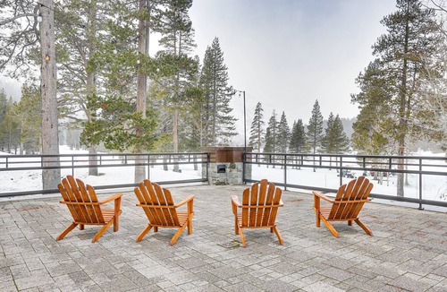Olympic Valley Condo | Breathtaking Olympic Valley Gem: Walk to Chairlift