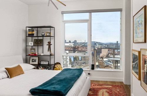 Northwest Portland House | Breathtaking Panoramic Views of Mt. Hood, Willamette River, & City, Pet Friendly + Reserved Parking
