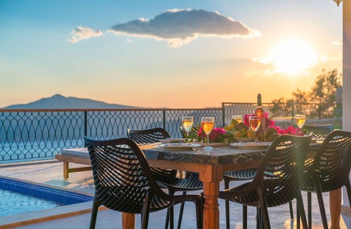 Kas Villa | Breathtaking sunsets and luxurious hillside living
