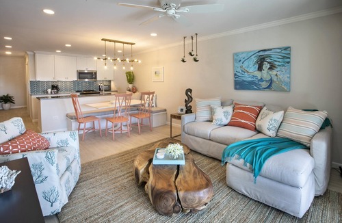 Nazareth Condo | Breathtaking! Very Modern, TOTALLY Renovated, AWESOME Location Beachfront!