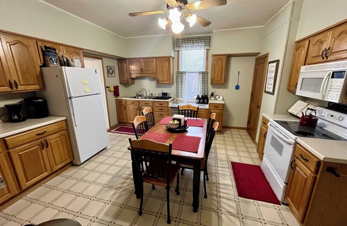 Sherrill House | Breathtaking view and pet-friendly. Charming 3-bedroom house