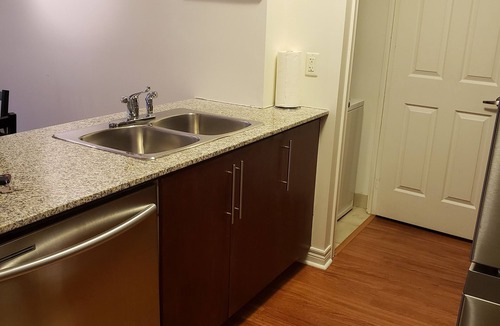 Downtown Mississauga Condo | BREATHTAKING VIEW 3 BROOM GRAND OVATION FULLY FURNSHED SQUARE 1 MALL MISSISSAUGA