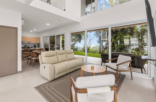 Jaco Villa | Breathtaking Views from a Luxury New Villa at Mar a Mar