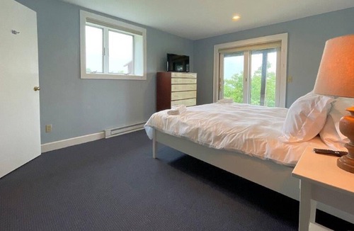 Bromley Mountain House | Breathtaking views from Bromley's Ridges Top Shelf
