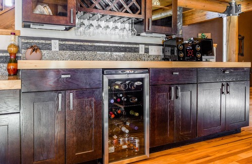 Lead Cabin | Breathtaking Views Overlooking Spearfish Canyon on 4 Acres close to Trails! H