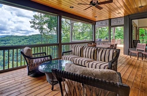 Cullowhee Cabin | Breathtaking views,screened deck fireplace,exquisite kitchen,Big green egg & gas grill