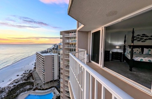 Gulf Lagoon Beach Condo | Breathtaking Views From EVERY ROOM!