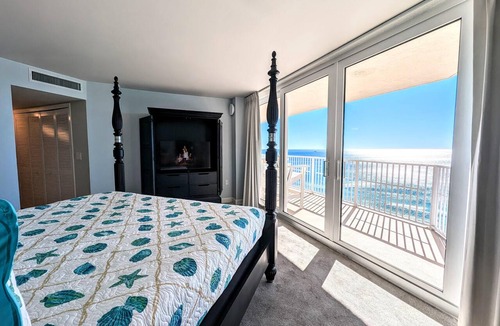 Gulf Lagoon Beach Condo | Breathtaking Views From EVERY ROOM!