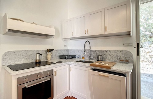 Castro Marina Villa | Breathtaking whirlpool villa&office w/sea access