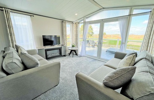 Pershore Resort | Bredon View