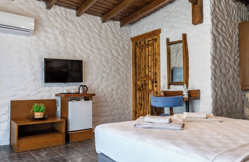 Hacımemis Hotel | Breeze Alacati