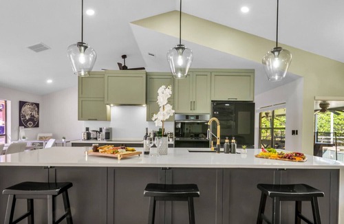 Boynton Beach Villa | Breeze & Bliss | Relaxing Pool & Spa Retreat