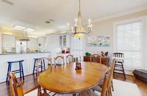 April Sound House | Breeze Getaway