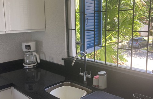 Rendezvous Condo | Breezy first floor, recently renovated condo on Rockley golf course