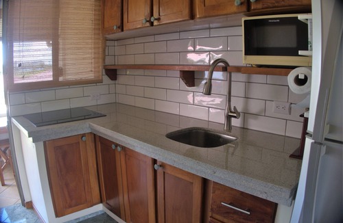 Samara Condo | Breezy, Ocean View Condo with A/C & Pool!