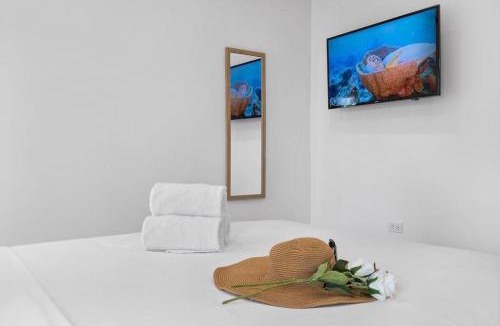 Esmeralda Villa | Breezy Palm Villa