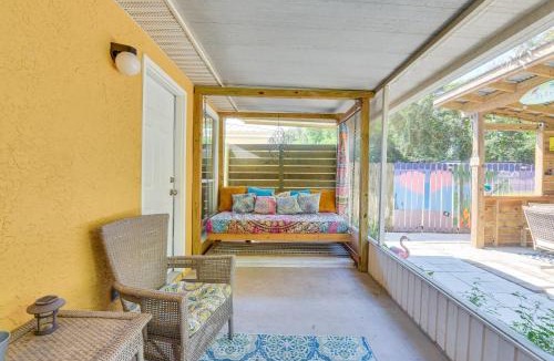 El Centro Beach House | Breezy PCB Vacation Rental w/Lanai, Walk to Ocean