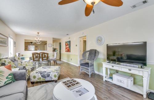 El Centro Beach House | Breezy PCB Vacation Rental w/Lanai, Walk to Ocean