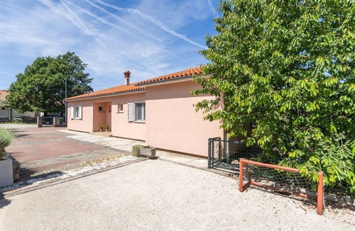 Rogocana Villa | Breg Ivanovci - Three Bedroom Villa with Swimming Pool