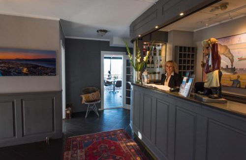 Narvik Hotel | Breidablikk Guesthouse