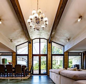 Sighisoara Villa | Breite Privée Forest and Pool Retreat