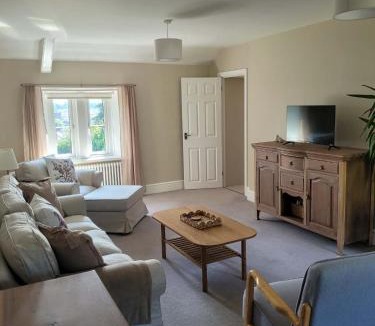 Penrith Apartment | Brent Top