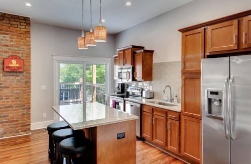 Phoenix Hill House | Brew & View, Walkable, City View, Beer District