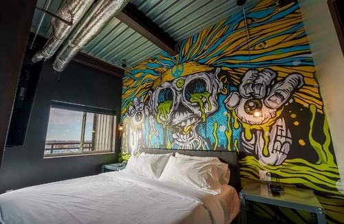 Fargo Hotel | Brewhalla Hotel