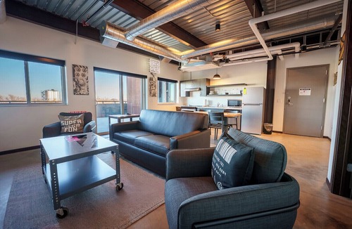 Fargo Hotel | Brewhalla Hotel