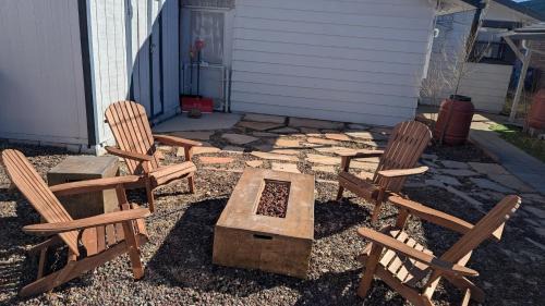 Downtown Flagstaff Apartment | Brews, Bites, & Pines - Your downtown Flagstaff suite