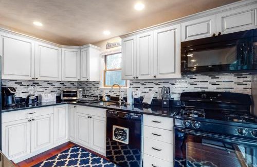 East Chop House | Brewster House