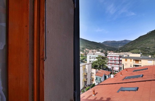 Deiva Marina Apartment | Brezza di Mare Apartment Deiva Marina 4 + 1 Tino