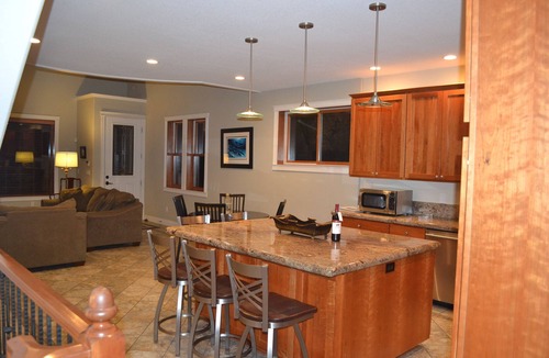 Seaside House | Brezza Marina - Prime Oceanfront Location - on Promenade!