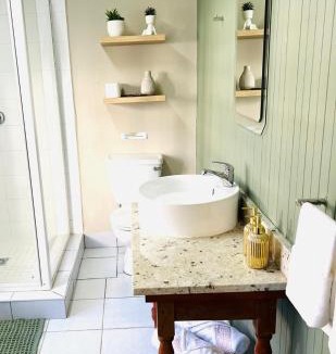 Hilton House | Briar & Bloom 1