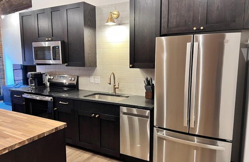 Downtown St. Louis Apartment | Brick & Bed Riverfront Lofts, T 308