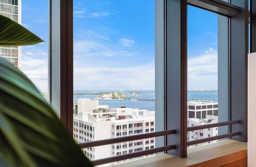 Brickell Apartment | Brickell Arch Apartment City Views & Free Parking by Palermo Home Miami