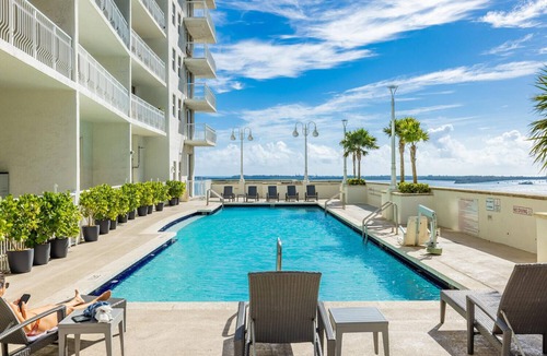 Brickell Condo | Brickell Bayfront Oasis Stunning Views, Pool, Gym