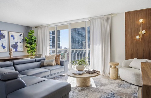 Brickell Condo | Brickell Bayfront Oasis Stunning Views, Pool, Gym