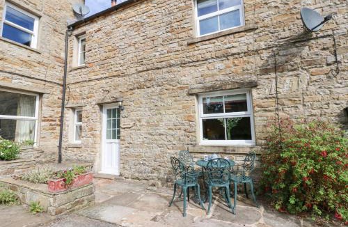 Gayle House | Bridge House
